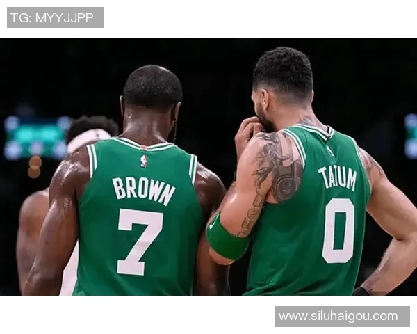 绿军客场不敌黄蜂，遭遇两连败：背后原因与未来展望