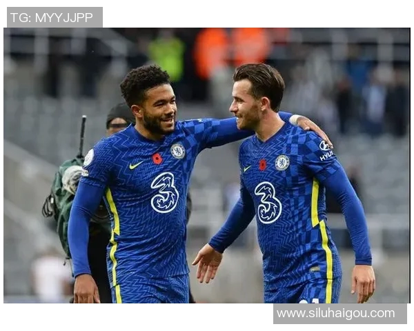 英超球队纳博罗切逊签下新后卫，力争本赛季突破前四围堵，球队迎来转机